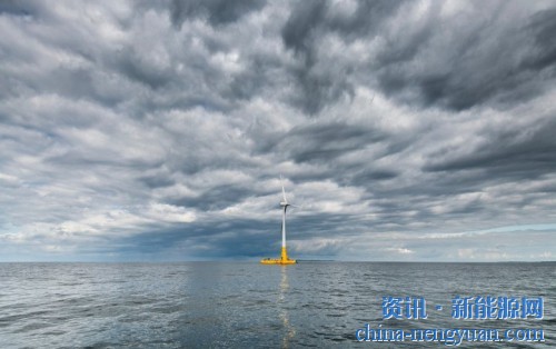 法国第一台漂浮式海上风力发电机上线