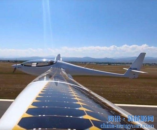 StratoAirNet太阳能电动飞机原型完成额外的飞行