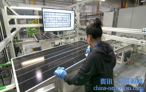 美国SunPower公司开始生产P系列太阳能电池板