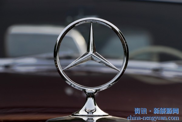 戴姆勒公布了到2039年淘汰商用车辆柴油发动机的计划