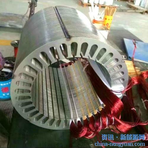 蓝润新能源200kw永磁发电机研发直流电输出