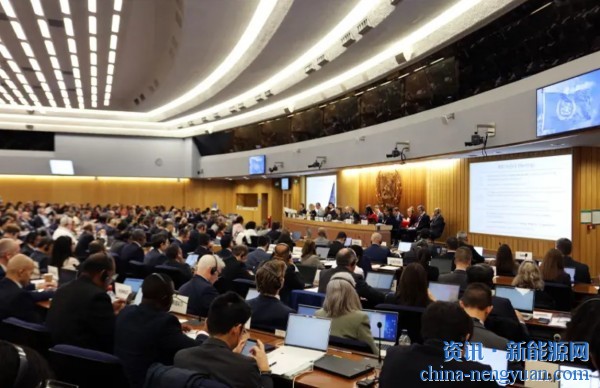 国际海事组织首次采用全球碳定价机制