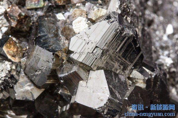 由于“地理因素”,荷兰制造商从溴转换到铁液流电池