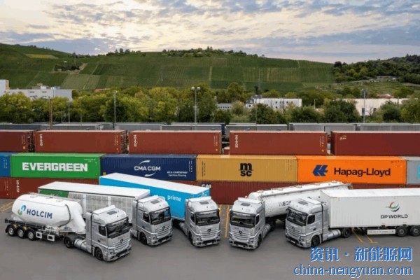 戴姆勒完成22.5万公里试验：成本阻碍了氢燃料卡车的发展