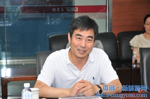 襄阳市襄州区委王宇华书记一行莅临易事特考察新能源产业